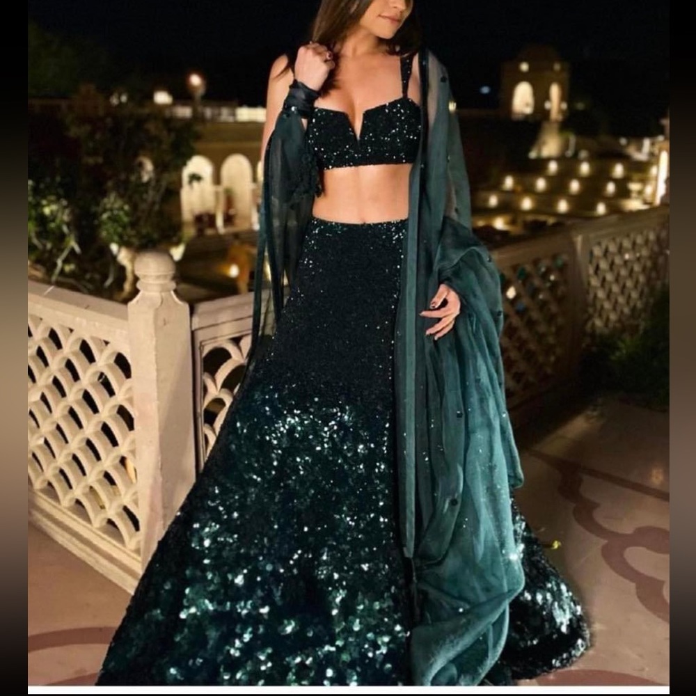 Sunaina Khera Emerald Green Lehenga Size Small